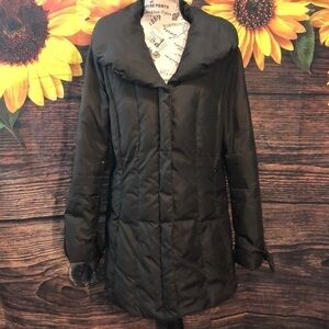 Cole Haan Down Puffer Coat Bow Cuffs Feathers Size Medium Zipper Pockets